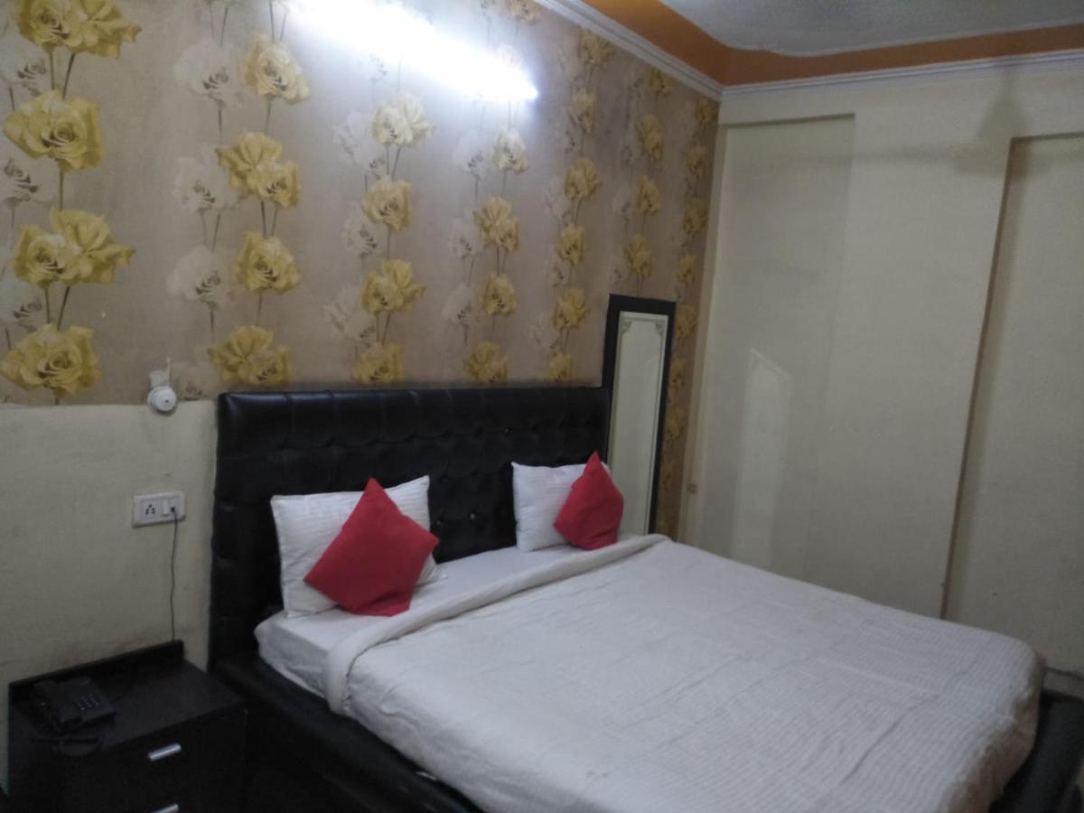 Hotel Shiv Mahima Inn By Wb Inn Allāhābād Junction Eksteriør billede